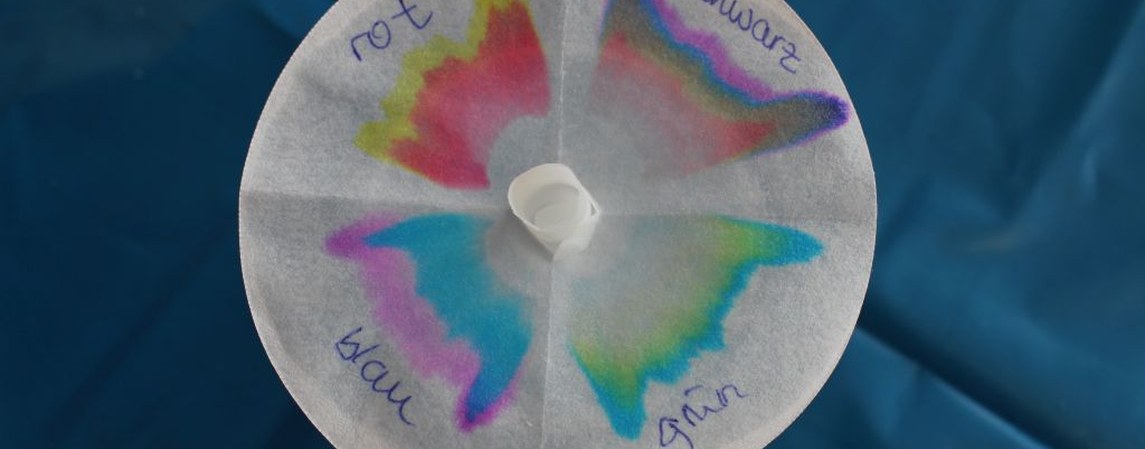 Experiment der "Abenteuerkiste"