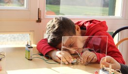 Experiment aus der Kiste "Elektrische Stromkreise"