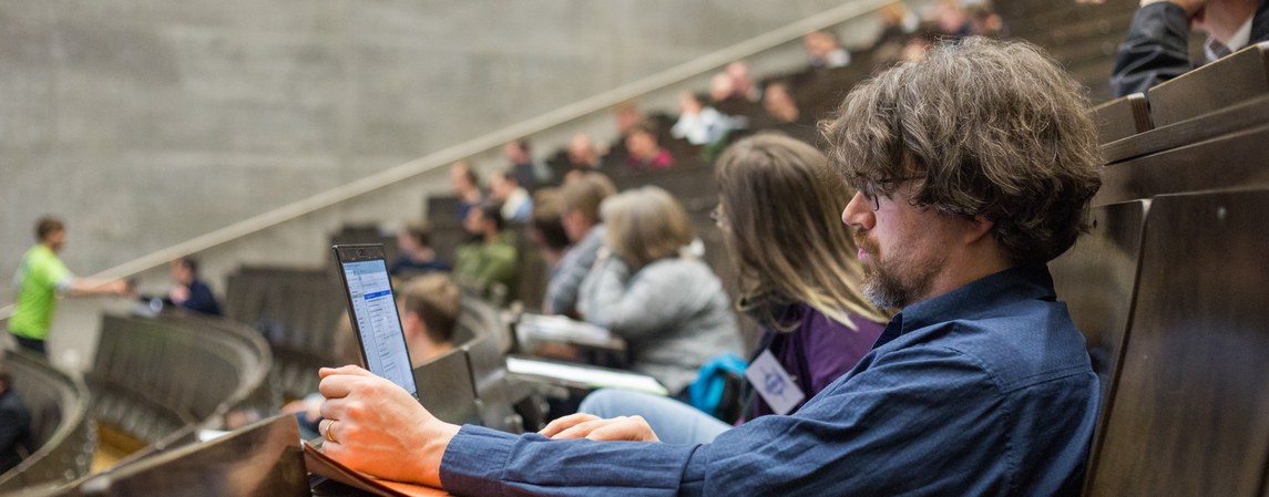 20230324-Tilman-Daab-(Publikum, Wortmeldung)-SMuK-Dresden-5I9A3994.jpg