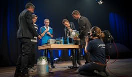 Durchführung von physikalischen Experimenten