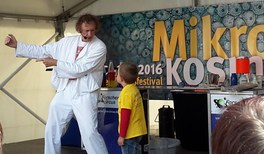 Groß und Klein bei den Highlights der Physik