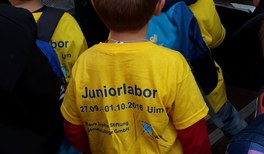 Junge Physiker im Juniorlabor