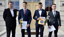 Henfling-Gymnasium Meiningen2.JPG