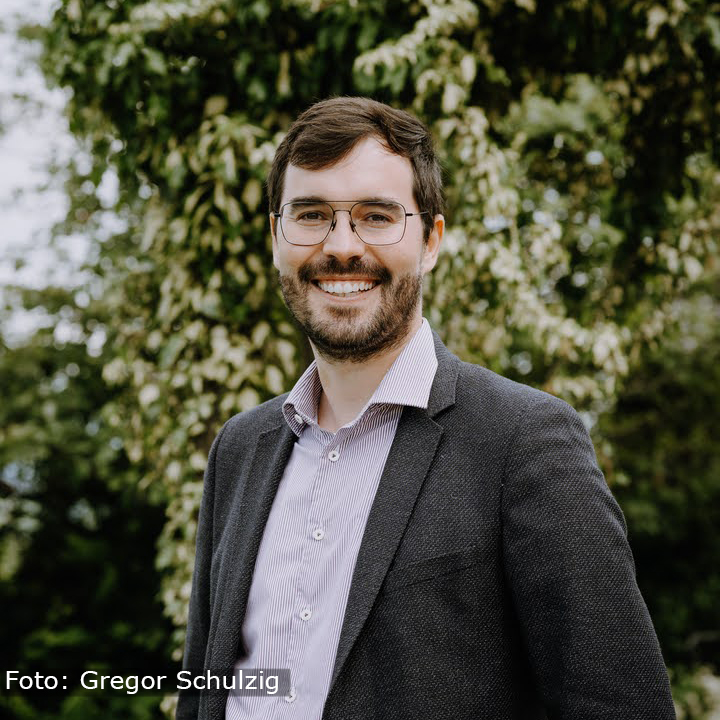 Dr. Tim Leonhardt (Foto Gregor Schulzig) Website.jpg