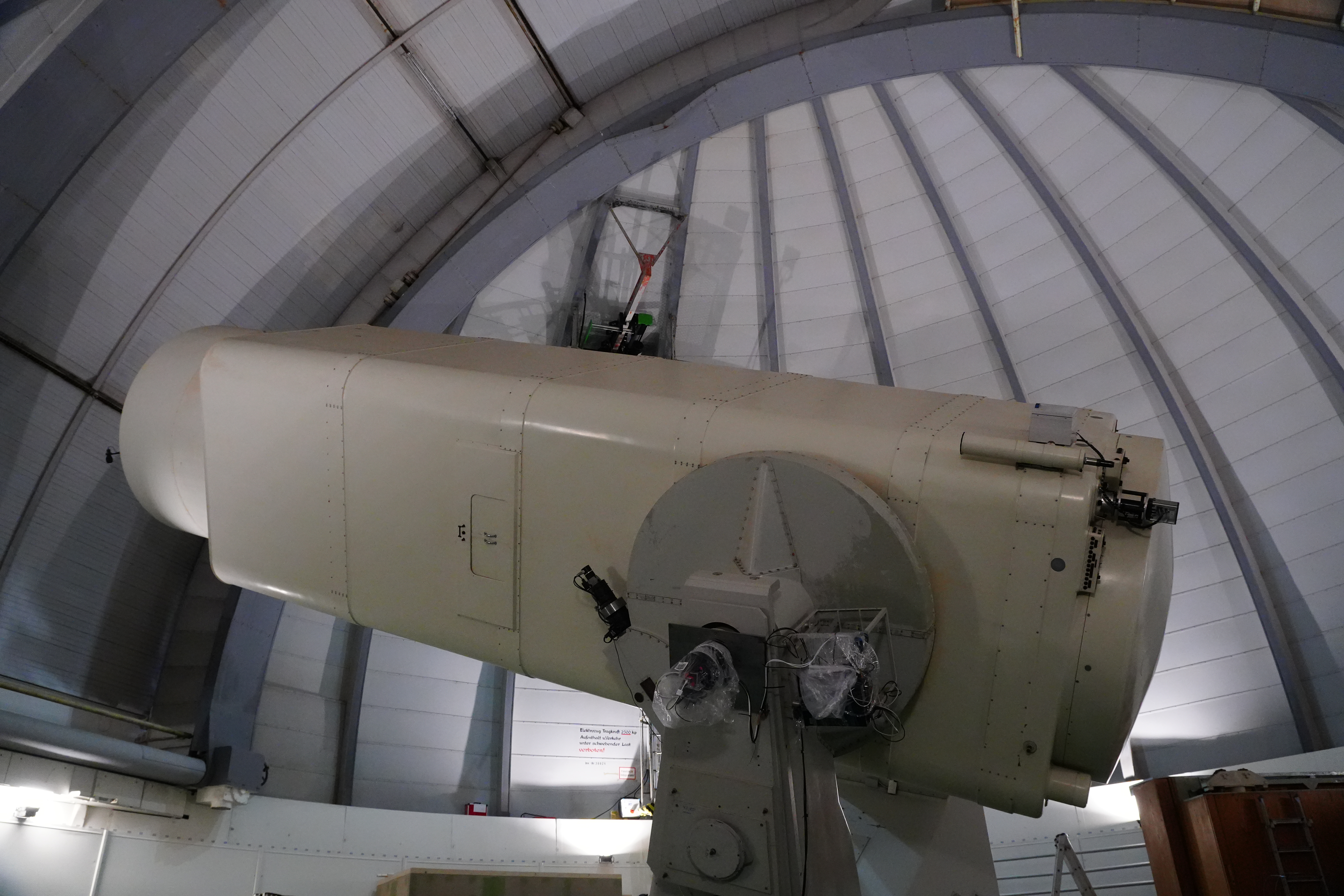 2-m-Universal-Teleskop TLS