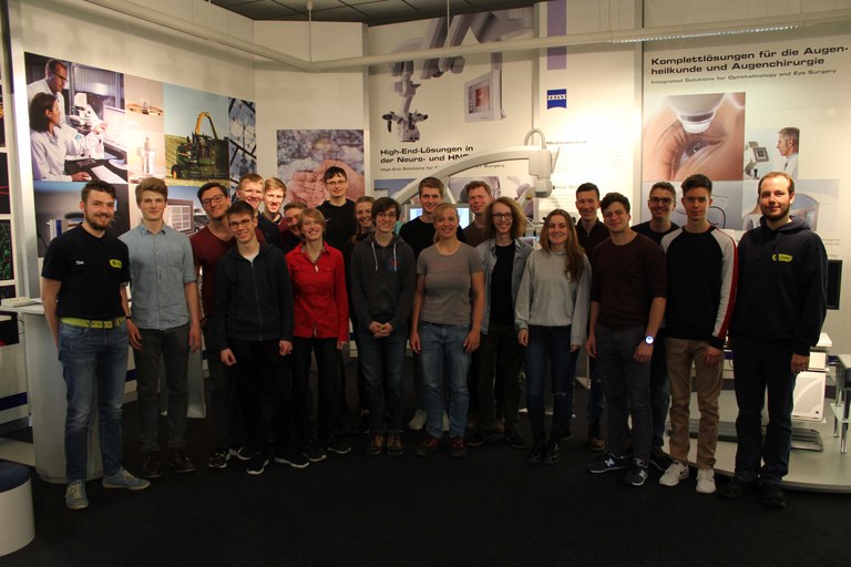 Besichtigung des Zeiss-Werks © DPG / Dömel 2019 4 - Jürgen Dömel_2.JPG