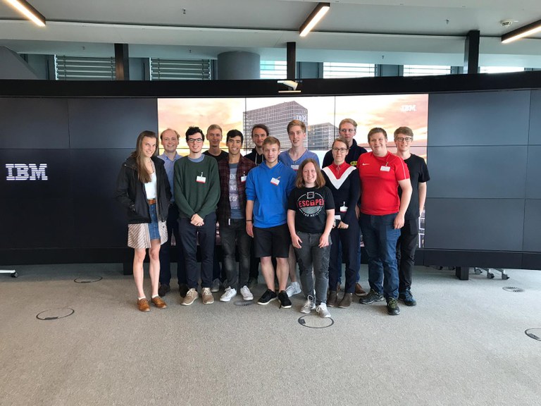 Gruppenphoto bei IBM IBM