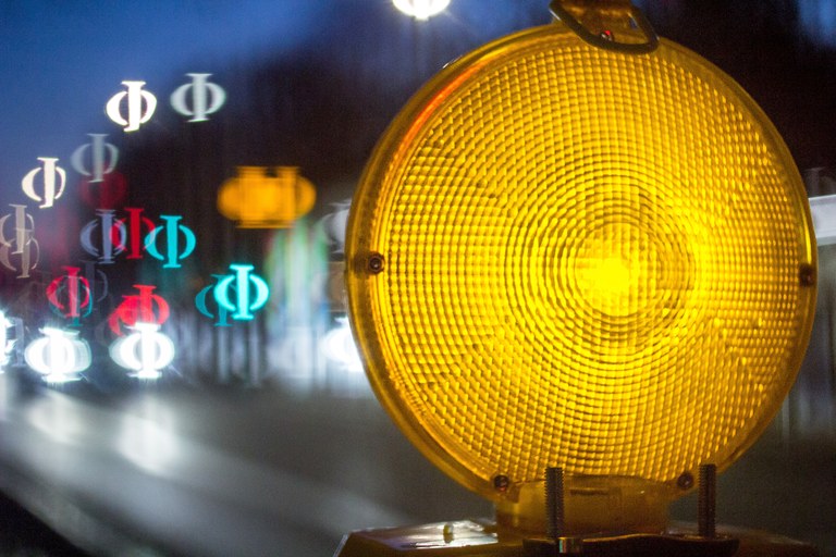 Physik leuchtet von Tilman Daab