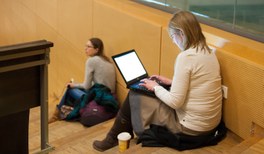 Wissenschaftliches Abendprogramm für Zuhause