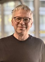 Jörg_Härterich_03_25.jpeg Dr. Jörg Härterich von der Ruhr-Universität Bochum (Foto: Corina Minzlaff)